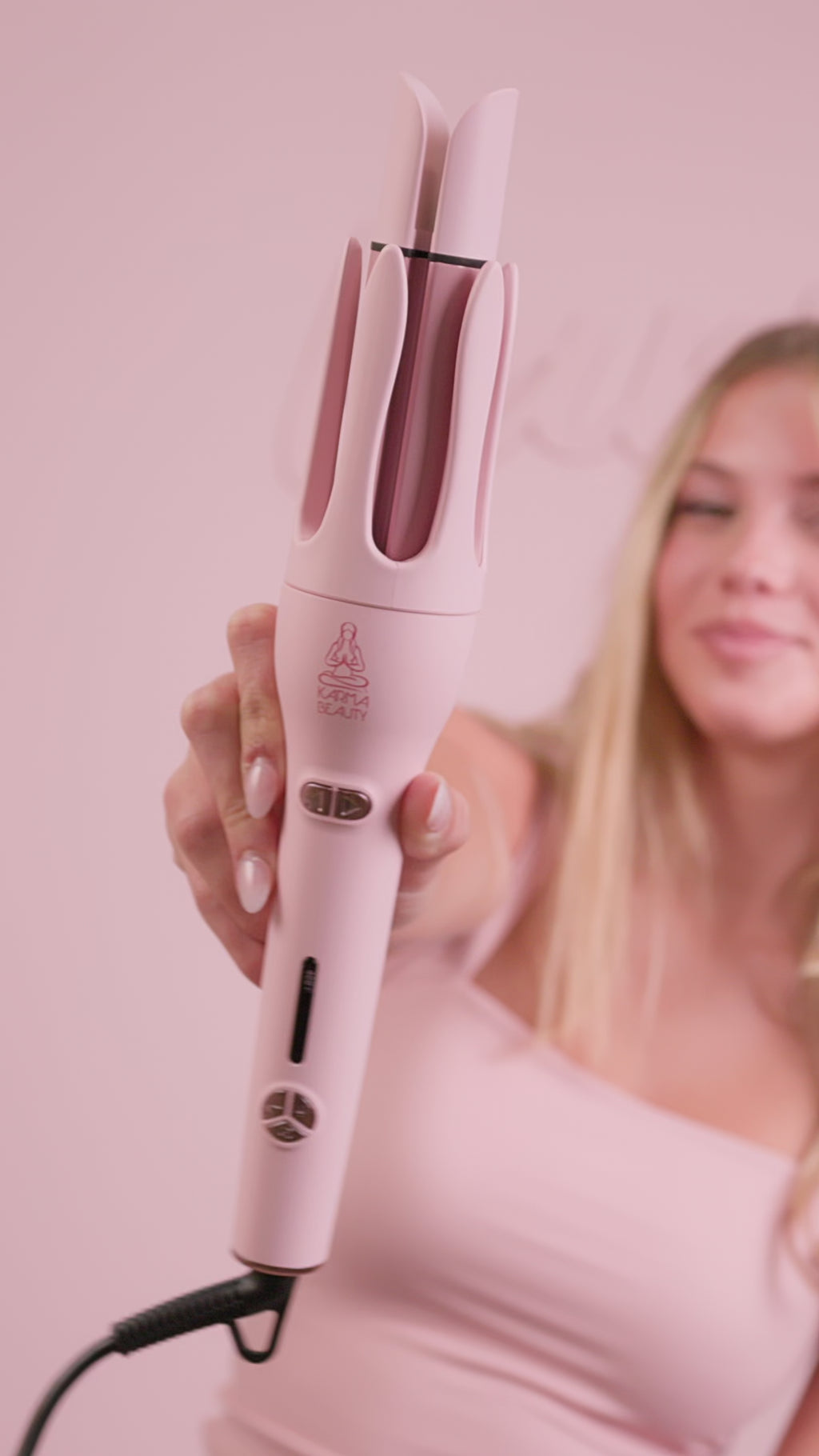 Cutie Curl - Infrared Automatic Curler video